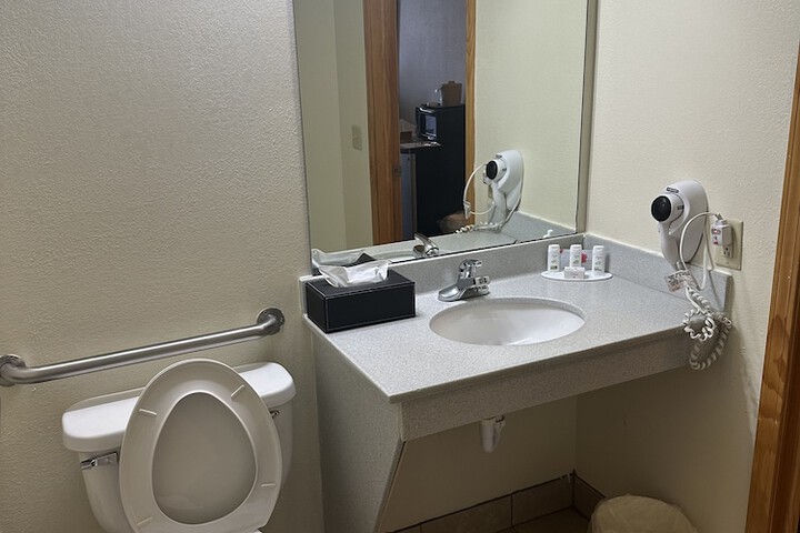 Room 15 of 46