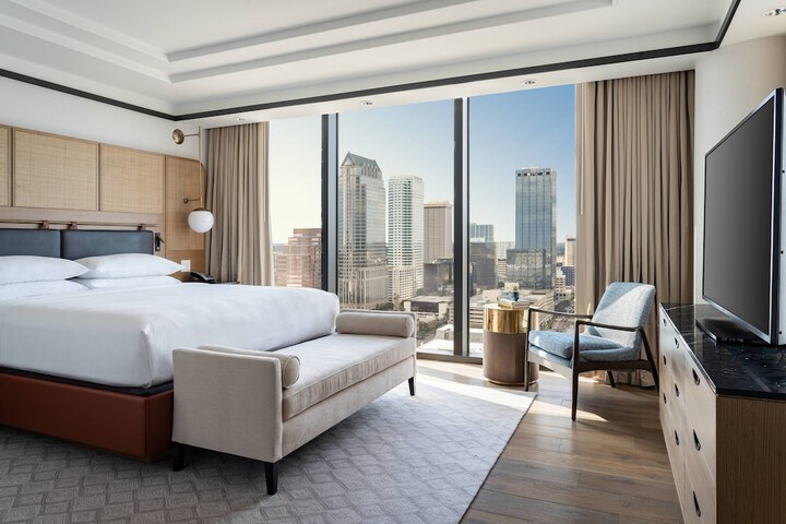 Room 31 of 70