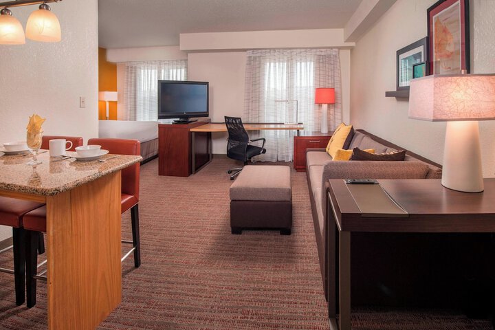 Room 22 of 36