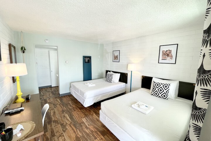 Room 16 of 63