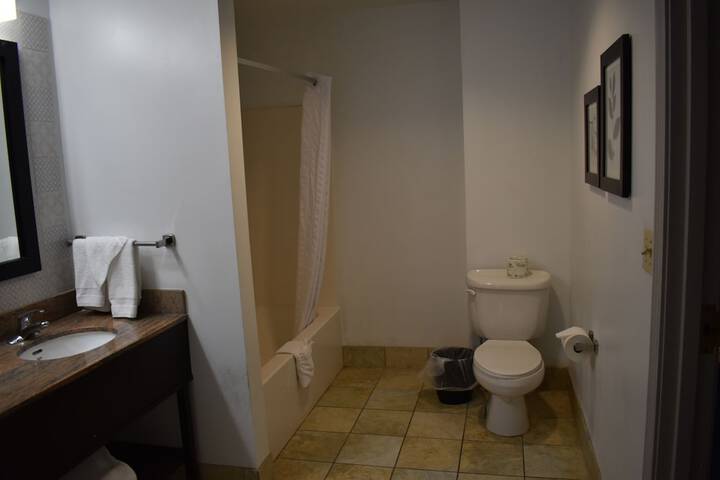 Room 62 of 105