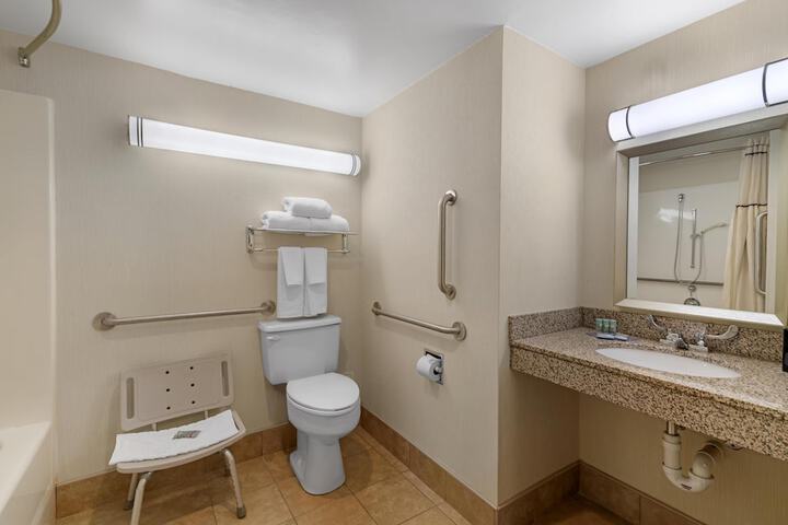 Best Western Royal Plaza Hotel & Trade Center