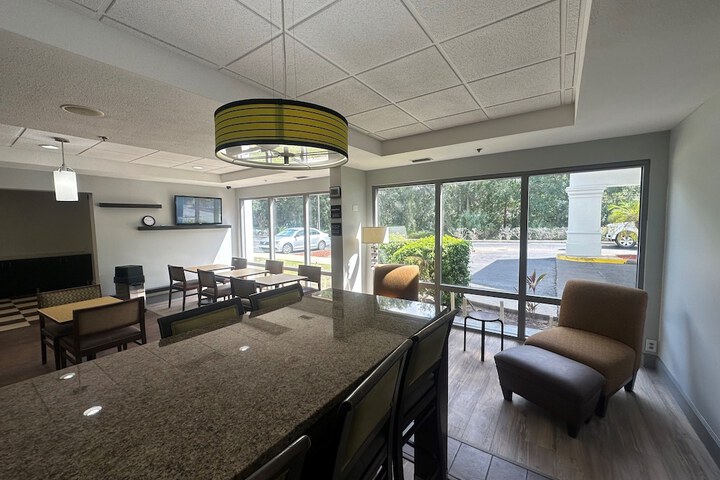 Hotel Interior 13 of 32