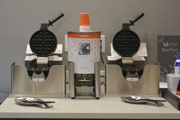 Hampton Inn & Suites Philadelphia / Media