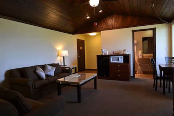 Candlestone Resort