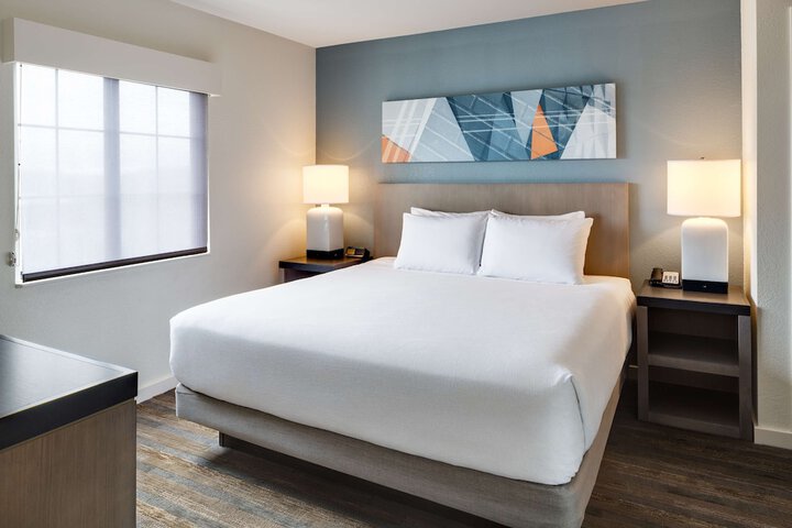 HYATT house Boston / Waltham