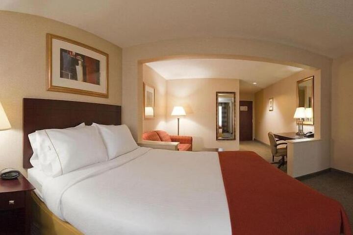Room 21 of 50