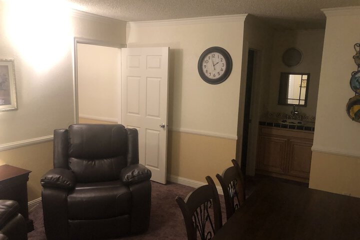 Room 25 of 57