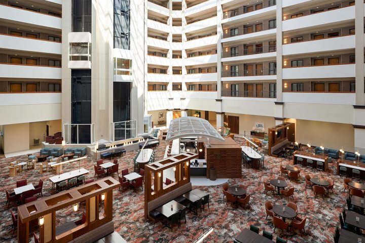 Embassy Suites by Hilton Charleston Airport Convention Ctr