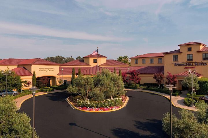 Hotel 4 of 27