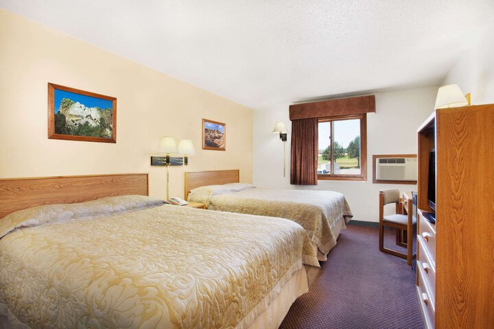 Room 26 of 37