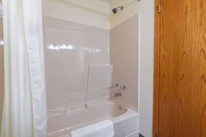Woodland Inn Meadow Lake