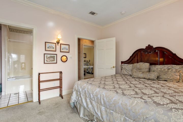 Room 48 of 75