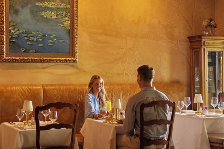 Dining 38 of 83
