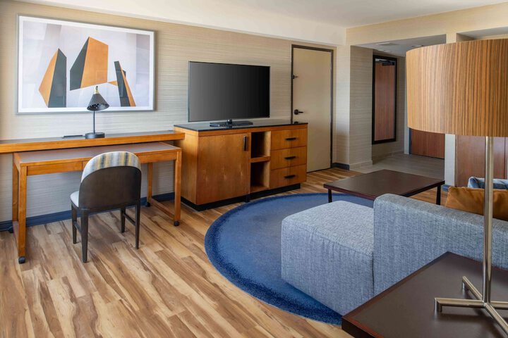 Room 38 of 74