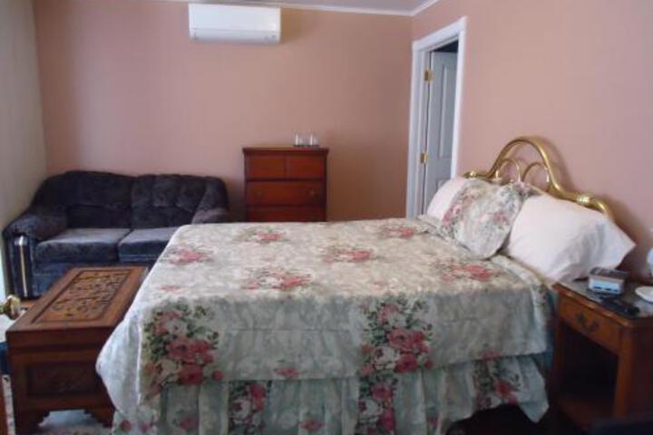 Fox Castle Bed and Breakfast