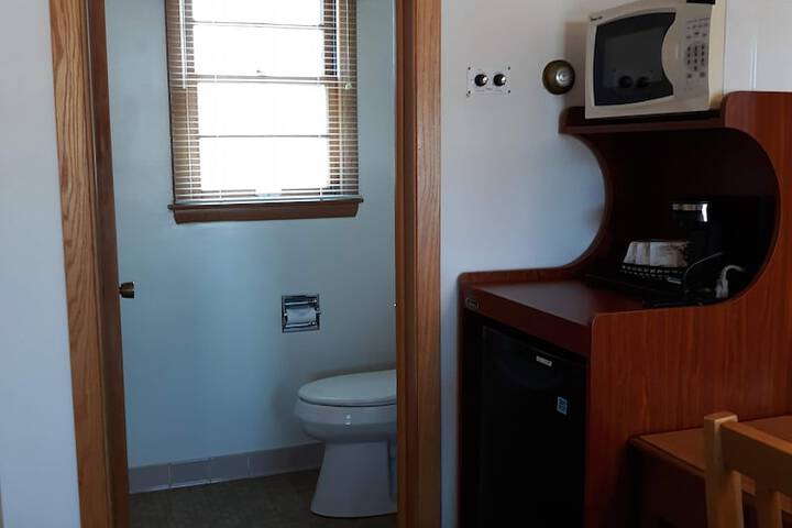 Room 9 of 38