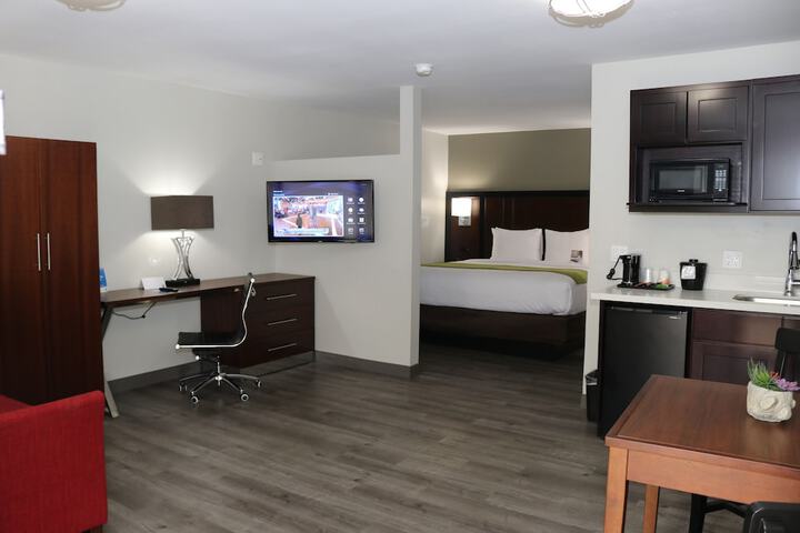 Room 33 of 57