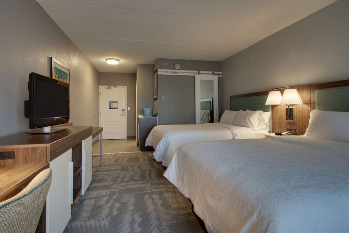 Hampton Inn & Suites Chicago / Aurora