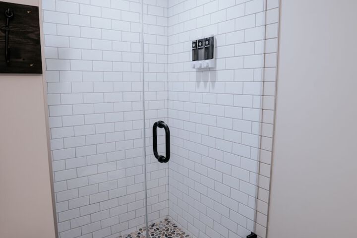 Room 26 of 60
