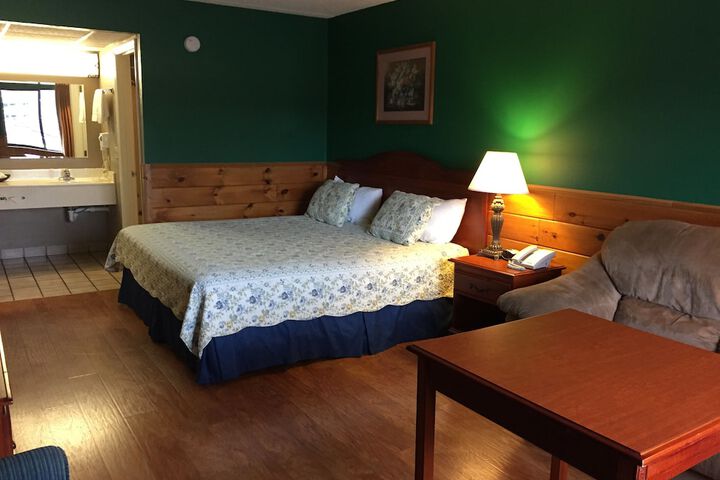 Room 27 of 36