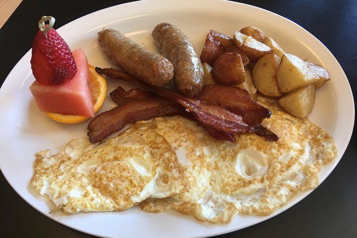 Breakfast/Coffee Service 99 of 125