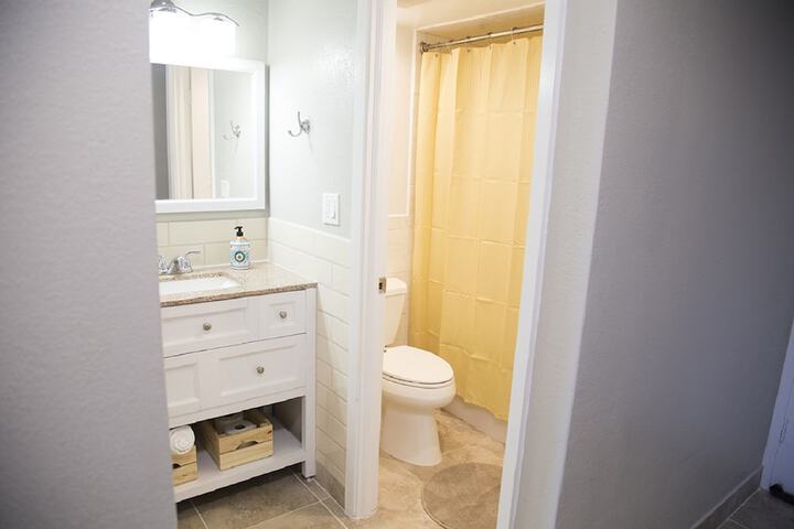 Room 11 of 29