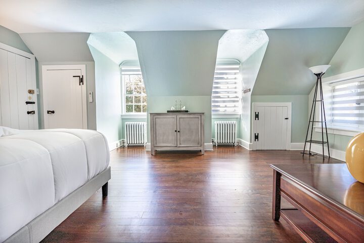Room 45 of 145