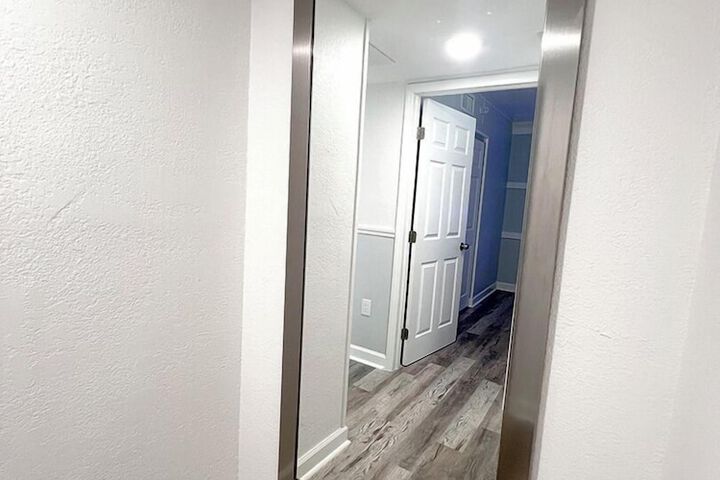 Room 50 of 107