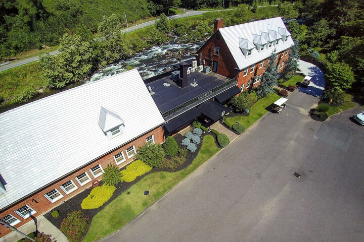 Historic Tapoco Lodge Resort