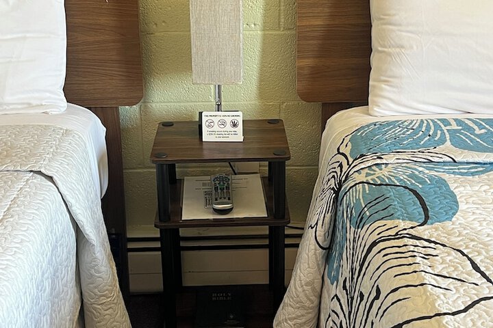 Midtown Inn & Suites