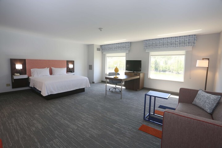 Room 16 of 29