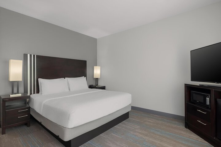 Hampton Inn Pleasanton