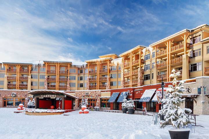 Hotel 9 of 261