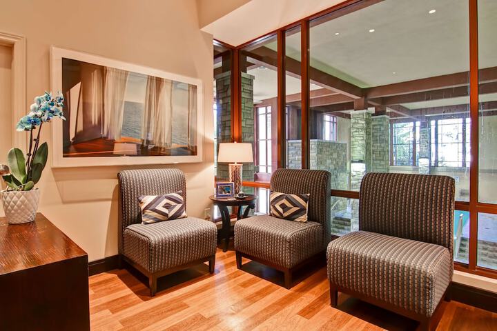 DoubleTree Fallsview Resort & Spa by Hilton Niagara Falls