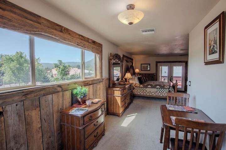 Beeline Guest House