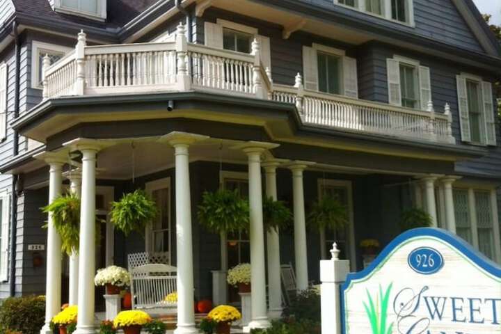 Sweet Cane Inn