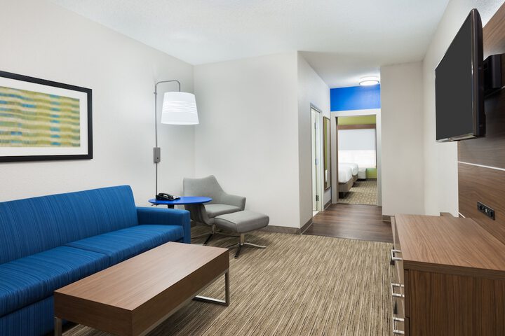 Room 26 of 48