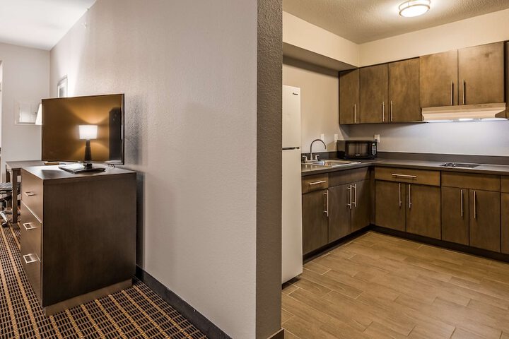Room 20 of 26