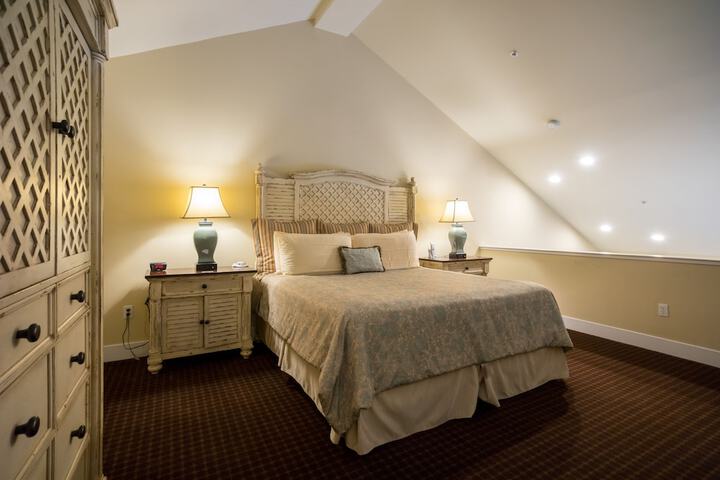 Room 17 of 48