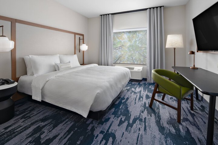 Fairfield Inn & Suites by Marriott Lake Geneva