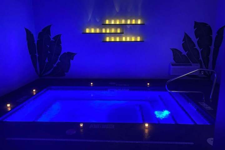 Belamere Swimming Pool Suites