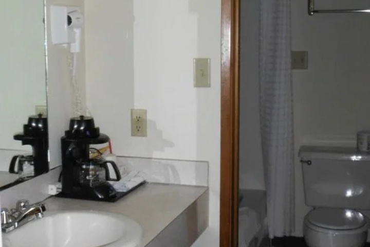 Lake Pateros Motor Inn