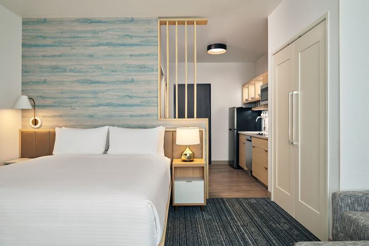 Room 22 of 59