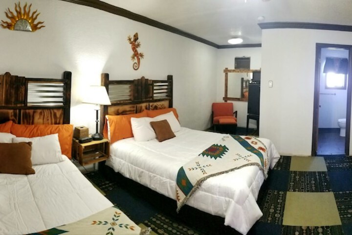 Room 18 of 37