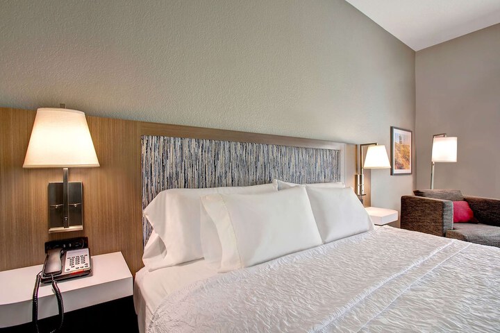 Room 21 of 40