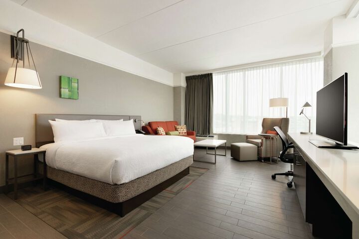 Hilton Garden Inn Calgary Downtown