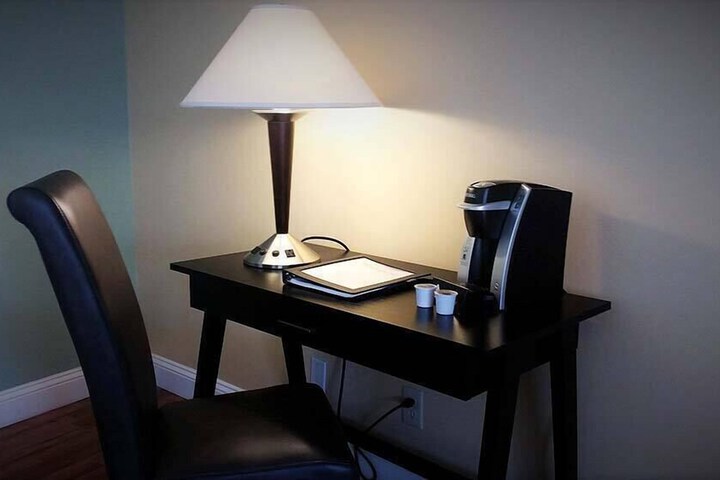 Room 22 of 48