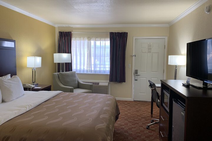 Room 31 of 46
