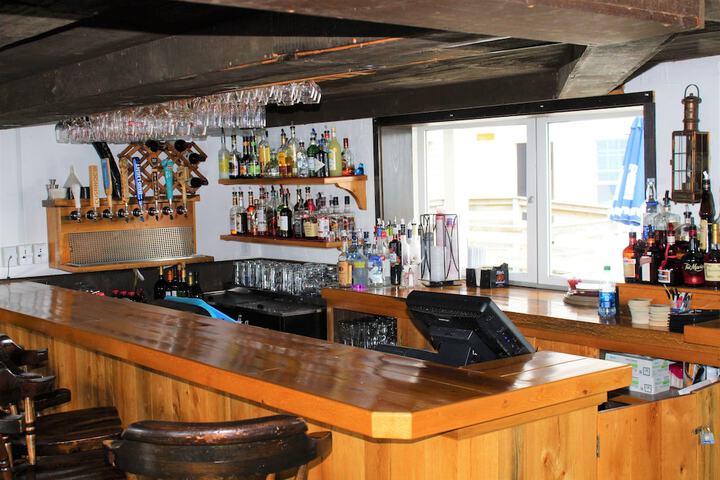 Tugboat Inn